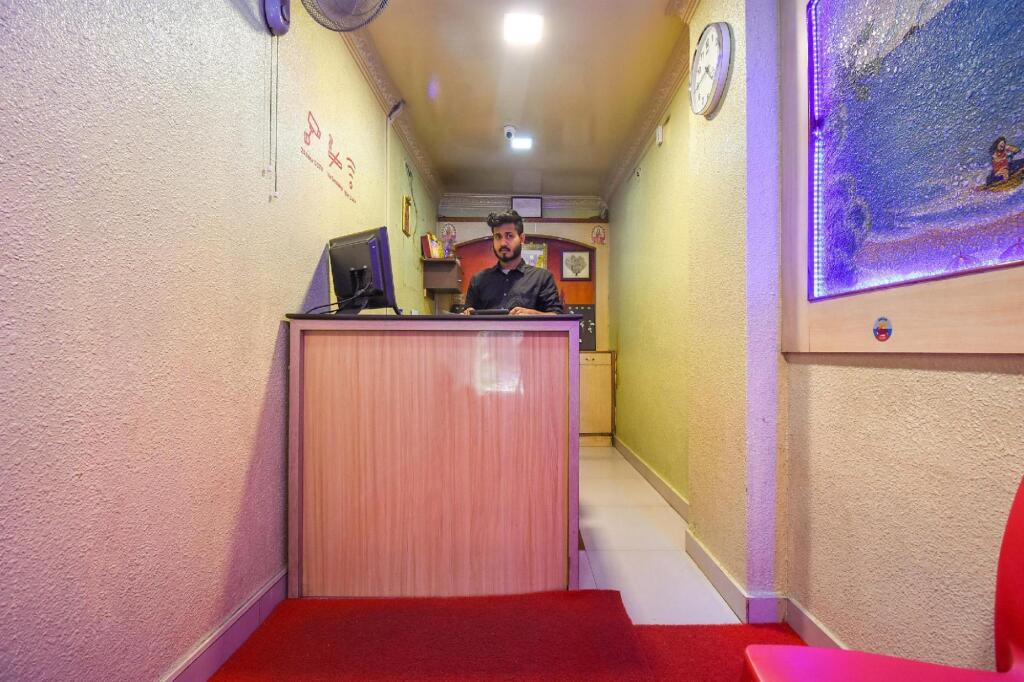 Бангалор: OYO 10340 Hotel Queen's Castle