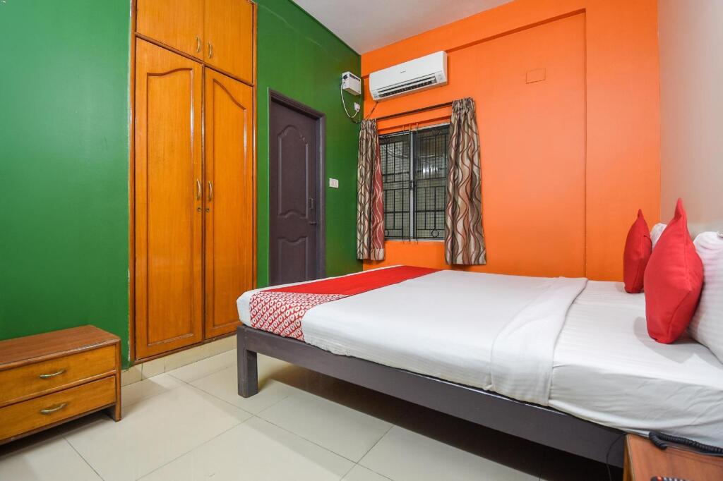 Бангалор: OYO 10340 Hotel Queen's Castle