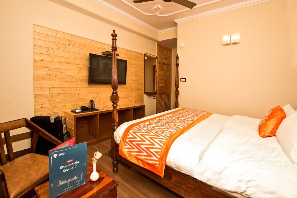 Шимла: Oyo Premium 148 The Bodhi Tree Bnb