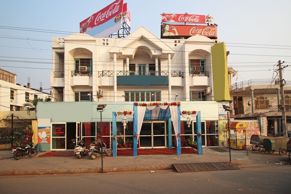 Барейлли: OYO 7928 Hotel Sehgal