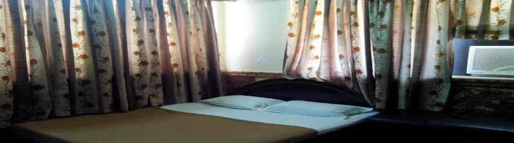 Мумбаи: Room Maangta 111 @ Andheri East