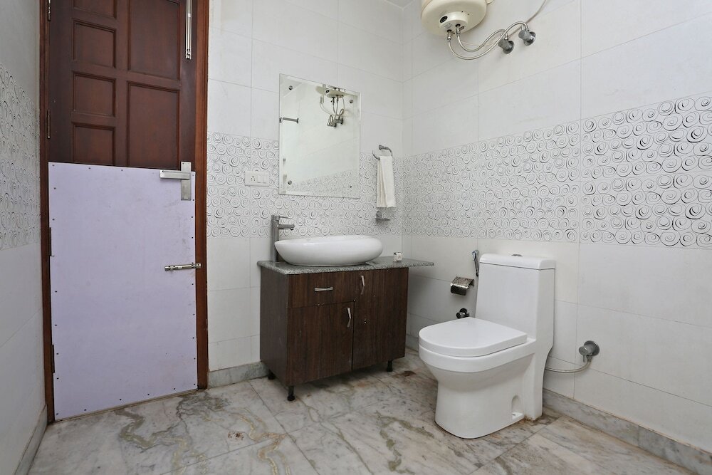 Гуруграм: OYO 6602 Home Stay Jannat Residency