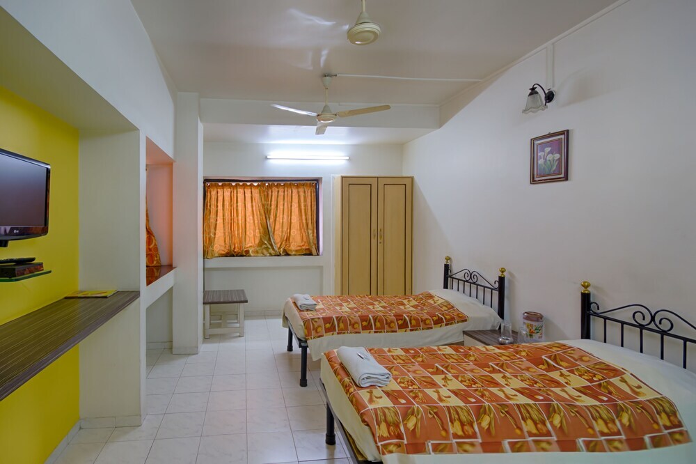Нашик: Oyo 4018 Hotel Grand Ashwin