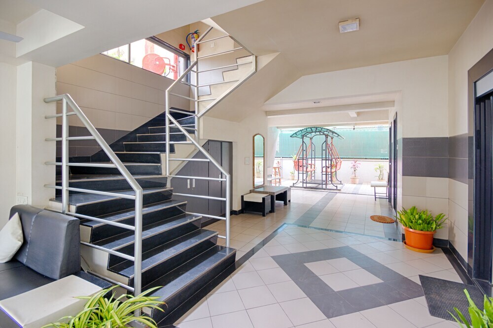 Нашик: Oyo 4018 Hotel Grand Ashwin
