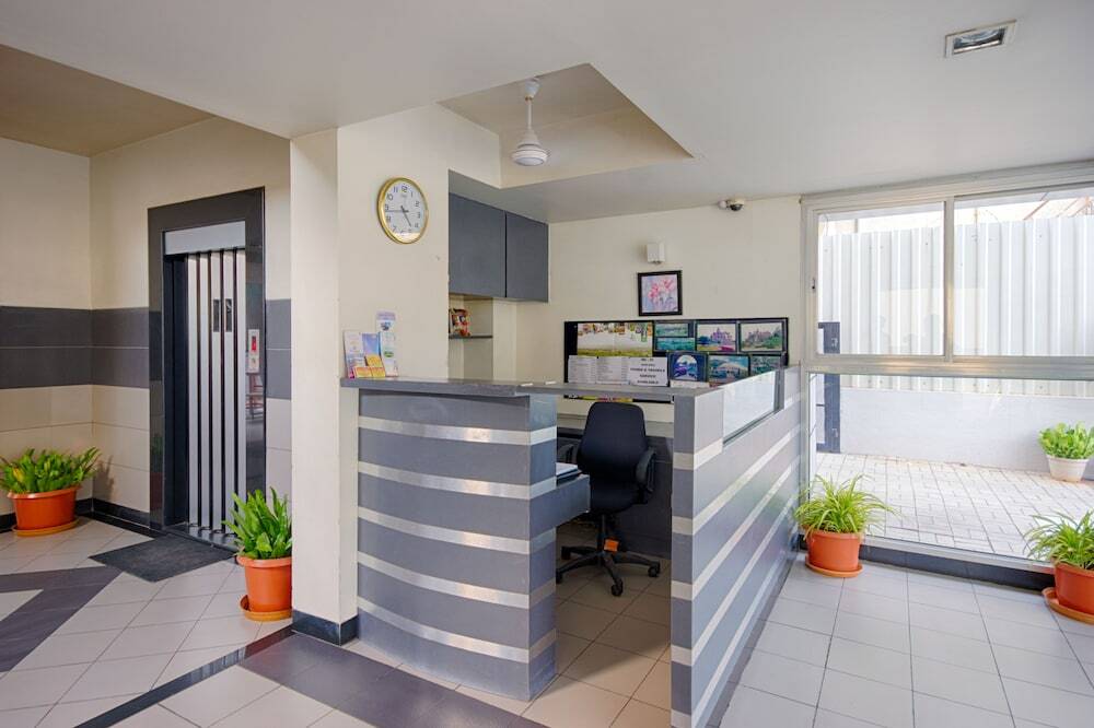 Нашик: Oyo 4018 Hotel Grand Ashwin