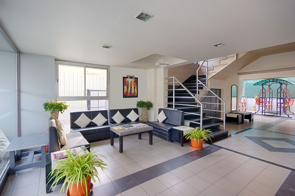 Нашик: Oyo 4018 Hotel Grand Ashwin