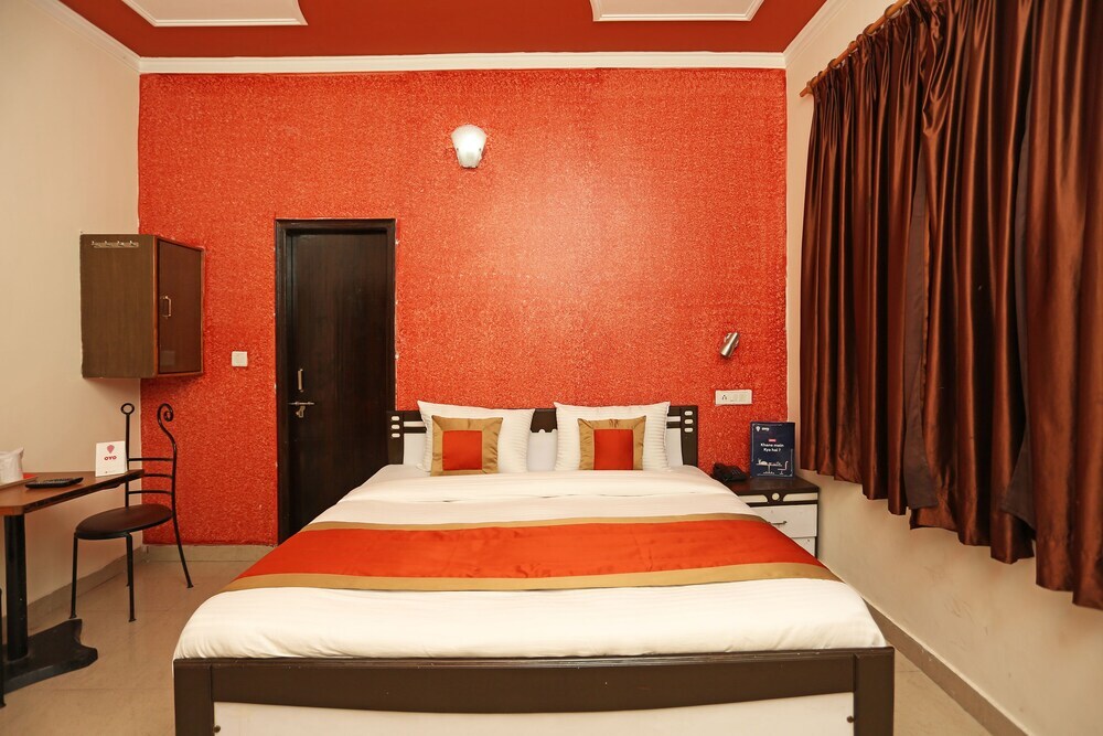 Дехрадун: OYO 9905 Hotel Doon Star