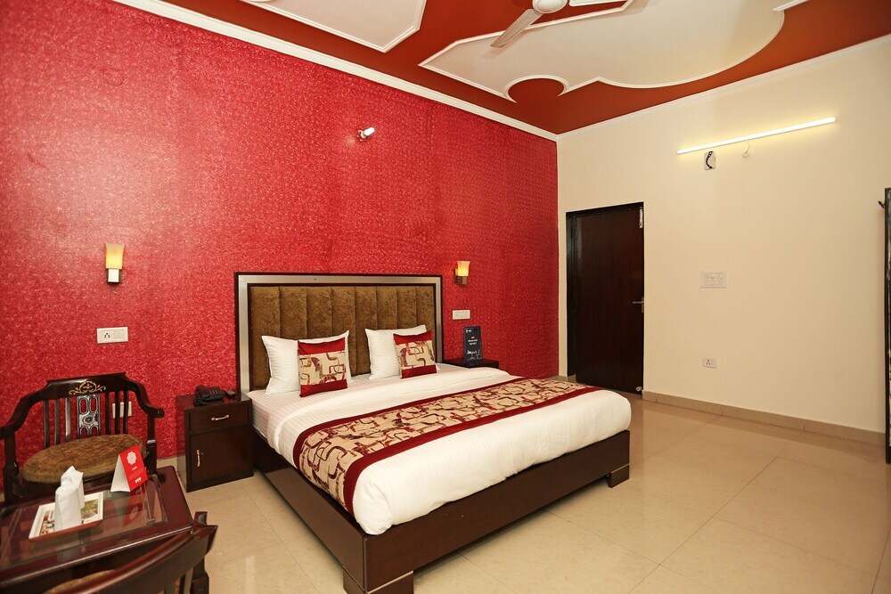 Дехрадун: OYO 9905 Hotel Doon Star