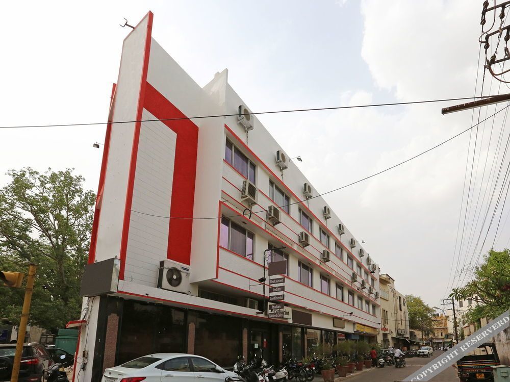 Джайпур: Oyo 606 Hotel Imperial