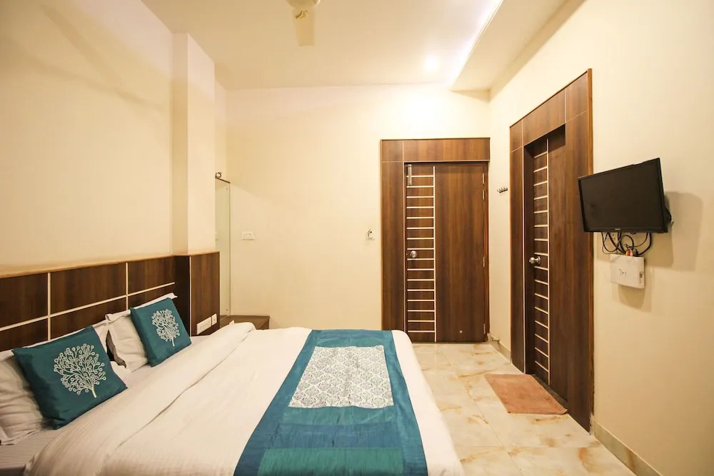 Матхура: OYO 7209 Hotel Rama Palace
