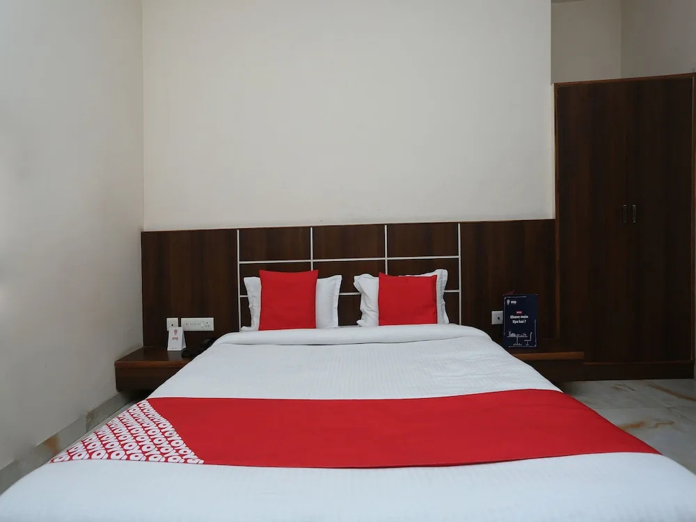 Матхура: OYO 7209 Hotel Rama Palace
