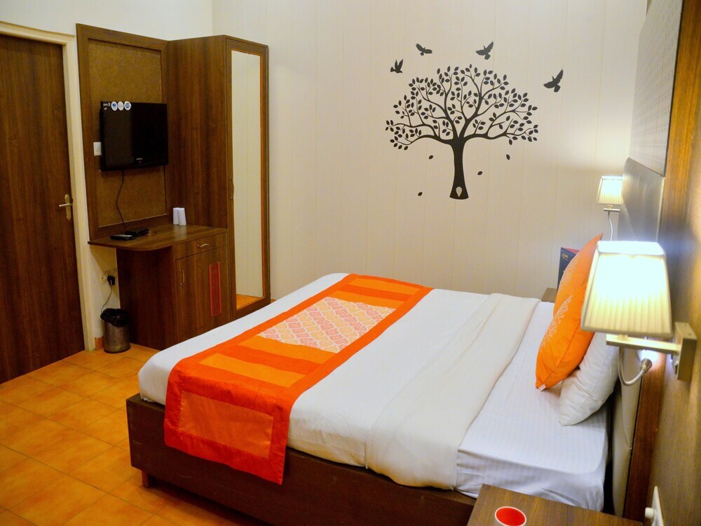 Канпур: OYO 2376 Bellevue Hotel