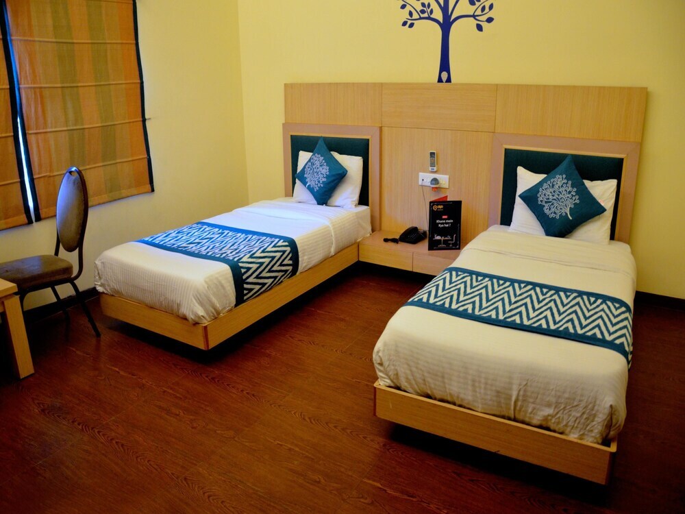 Канпур: OYO 2376 Bellevue Hotel