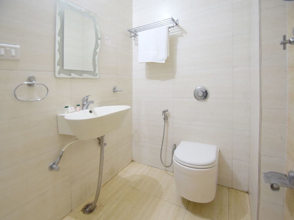 Кангра: Hotel Manu Vinod