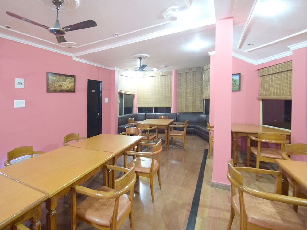 Кангра: Hotel Manu Vinod