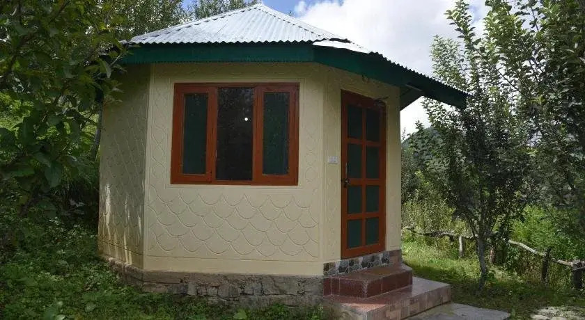 Куфри: Snow Trails Camp