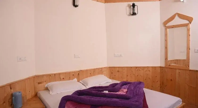Куфри: Snow Trails Camp