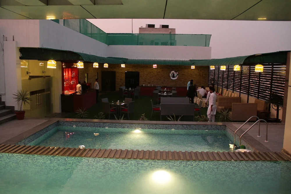 Батхинда: Best Western Plus Stella