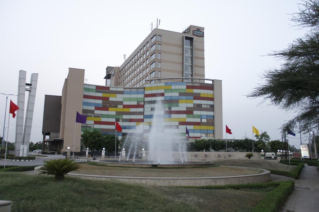Батхинда: Country Inn & Suites Bathinda
