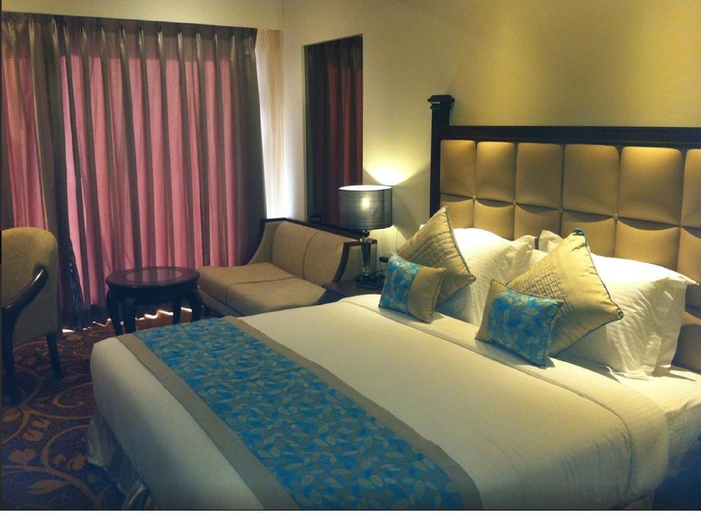 Батхинда: Country Inn & Suites Bathinda