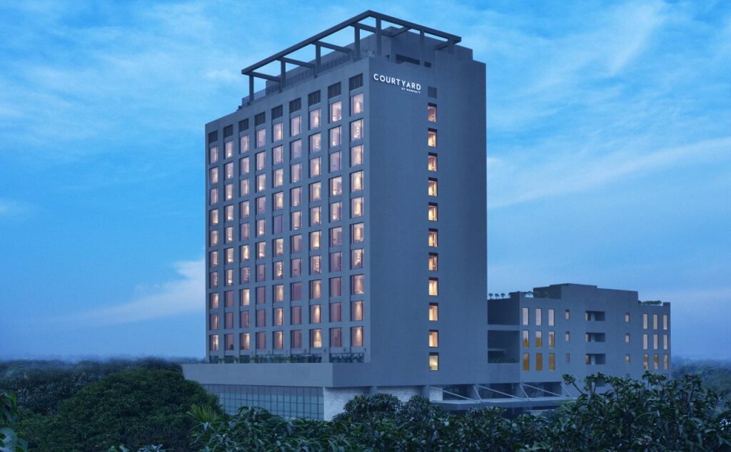 Силигури: Courtyard Siliguri