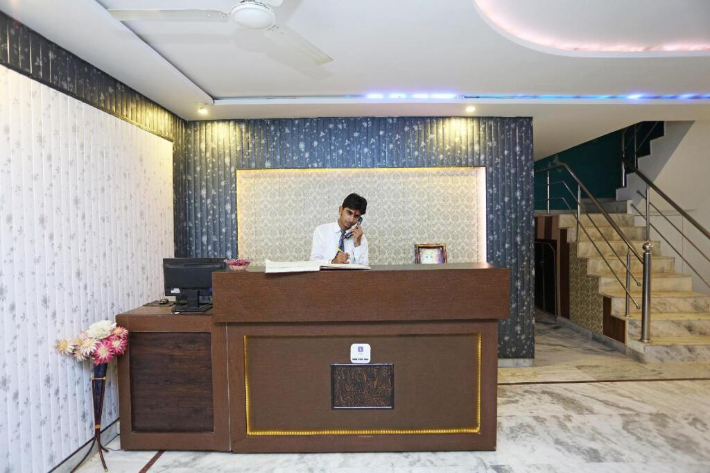 Агра: Oyo 10875 Optimum I Hotel