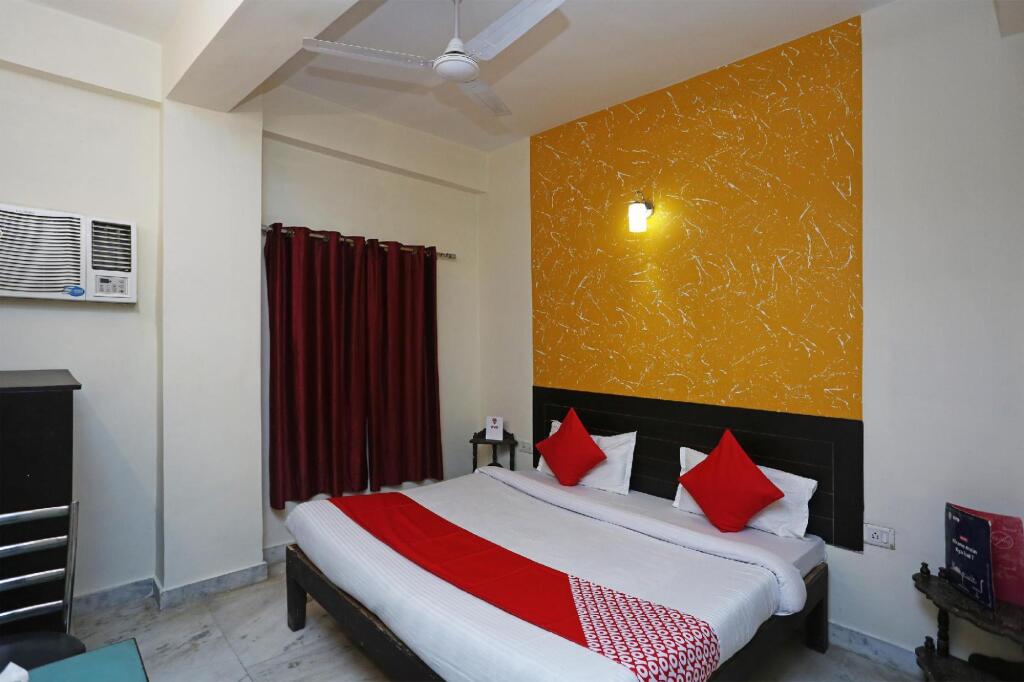 Oyo 10875 Optimum I Hotel — фото 1