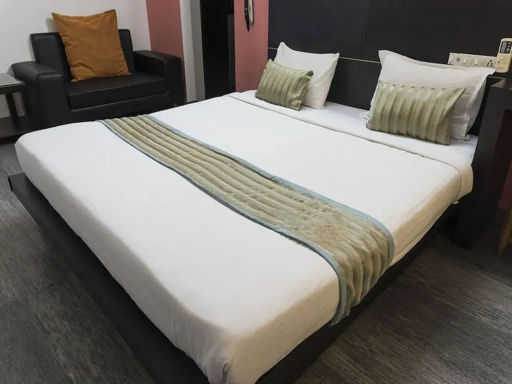Бангалор: Oyo 3740 Golden Sands