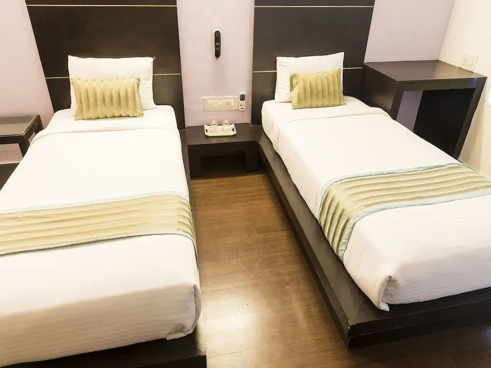 Бангалор: Oyo 3740 Golden Sands