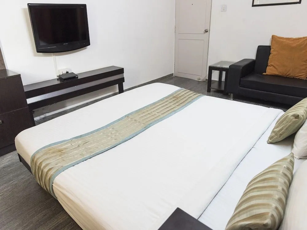Бангалор: Oyo 3740 Golden Sands