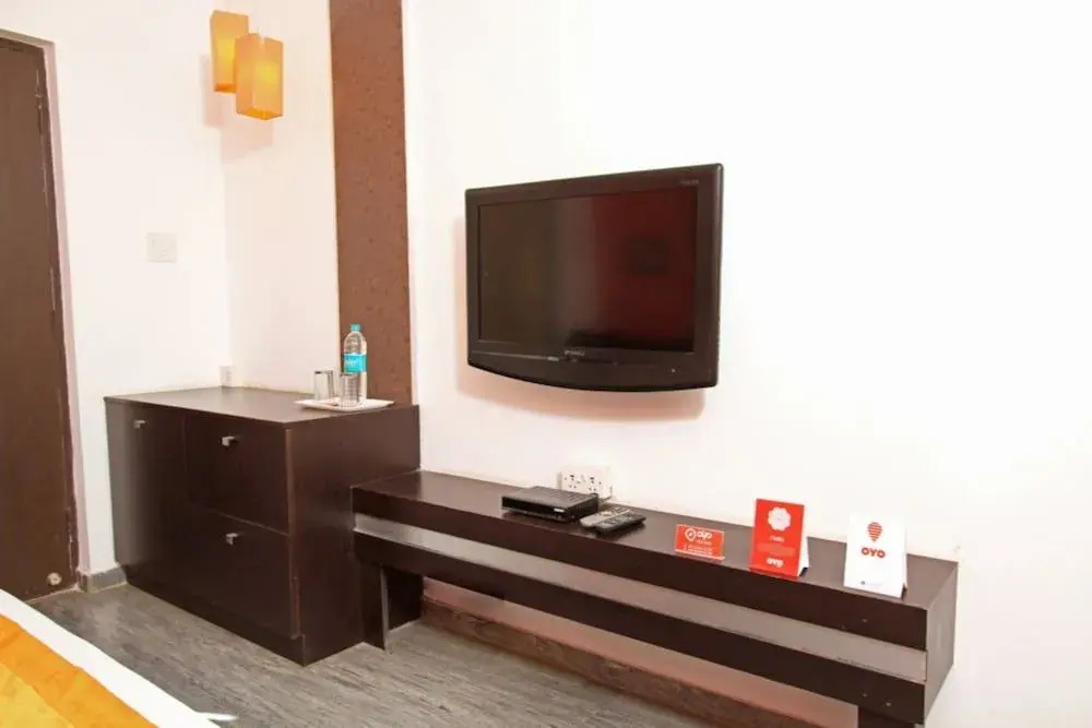 Бангалор: Oyo 3740 Golden Sands