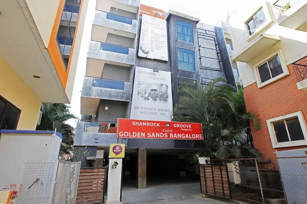 Бангалор: Oyo 3740 Golden Sands