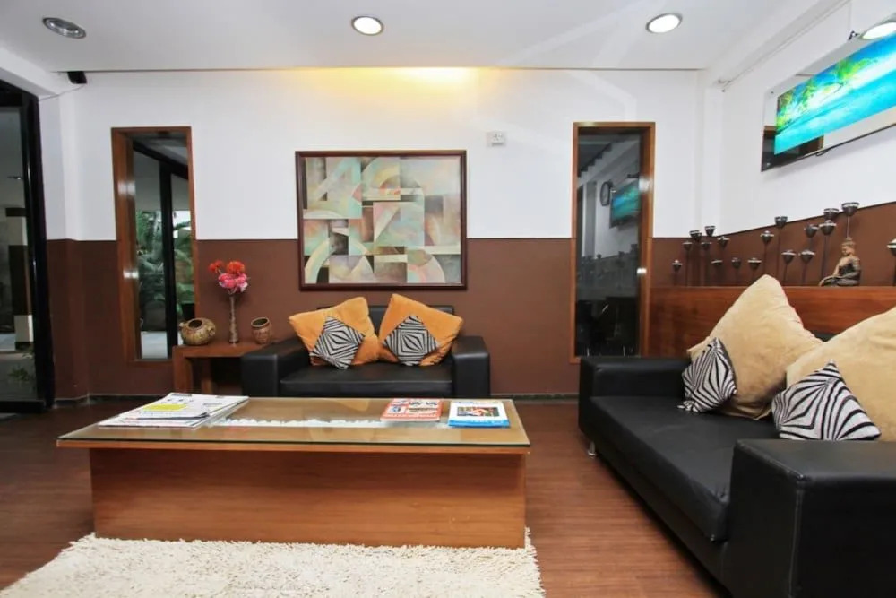 Бангалор: Oyo 3740 Golden Sands