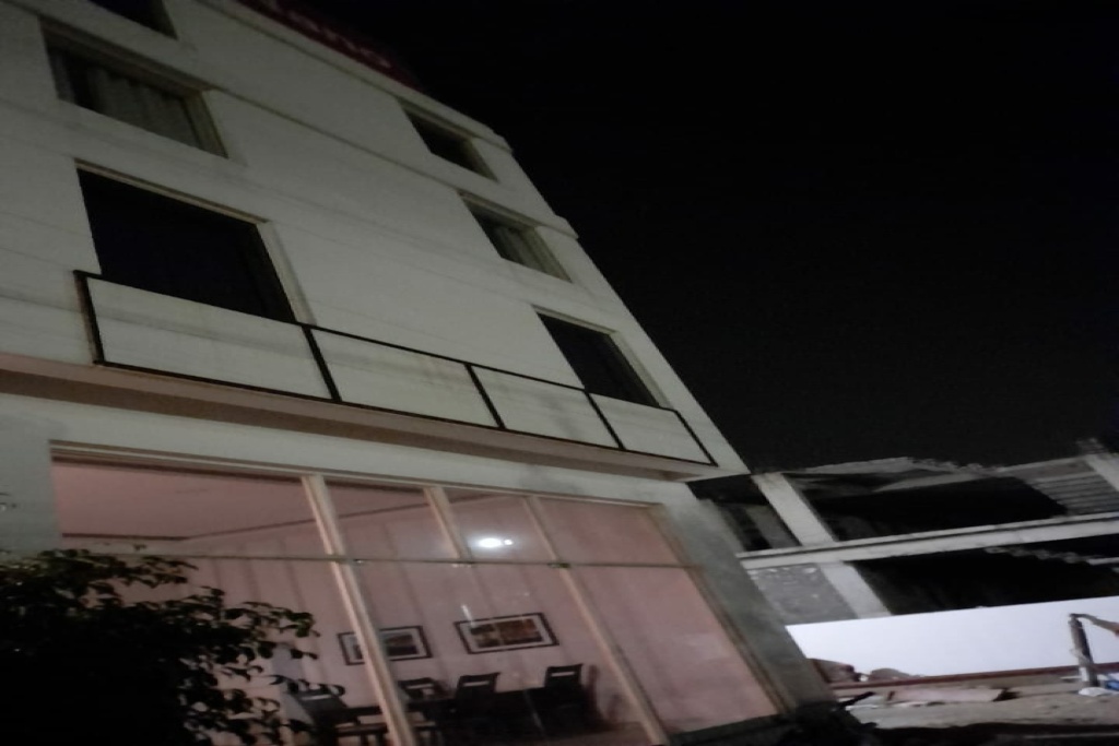 Шахджаханпур: OYO 80627 MSP Guest House