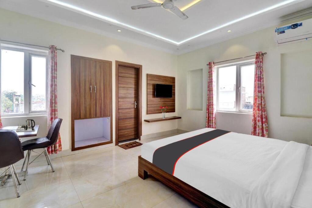 Агра: Collection O 807543 Bhawna Vyas Hotel