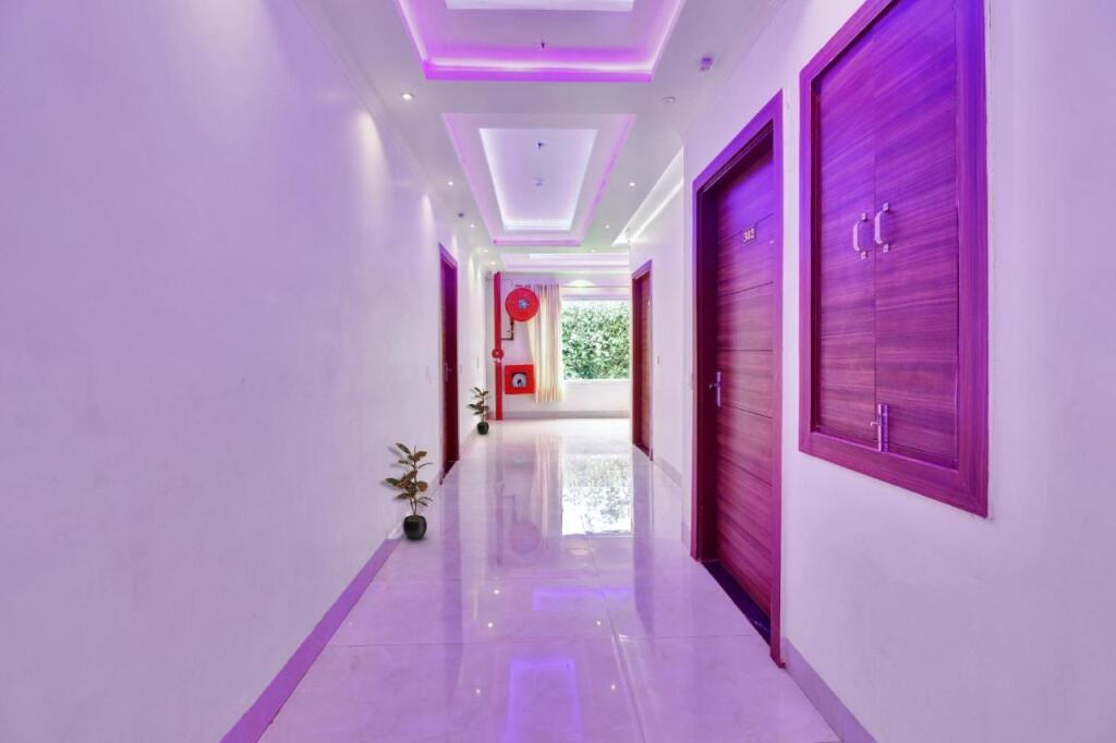Агра: Collection O 807543 Bhawna Vyas Hotel