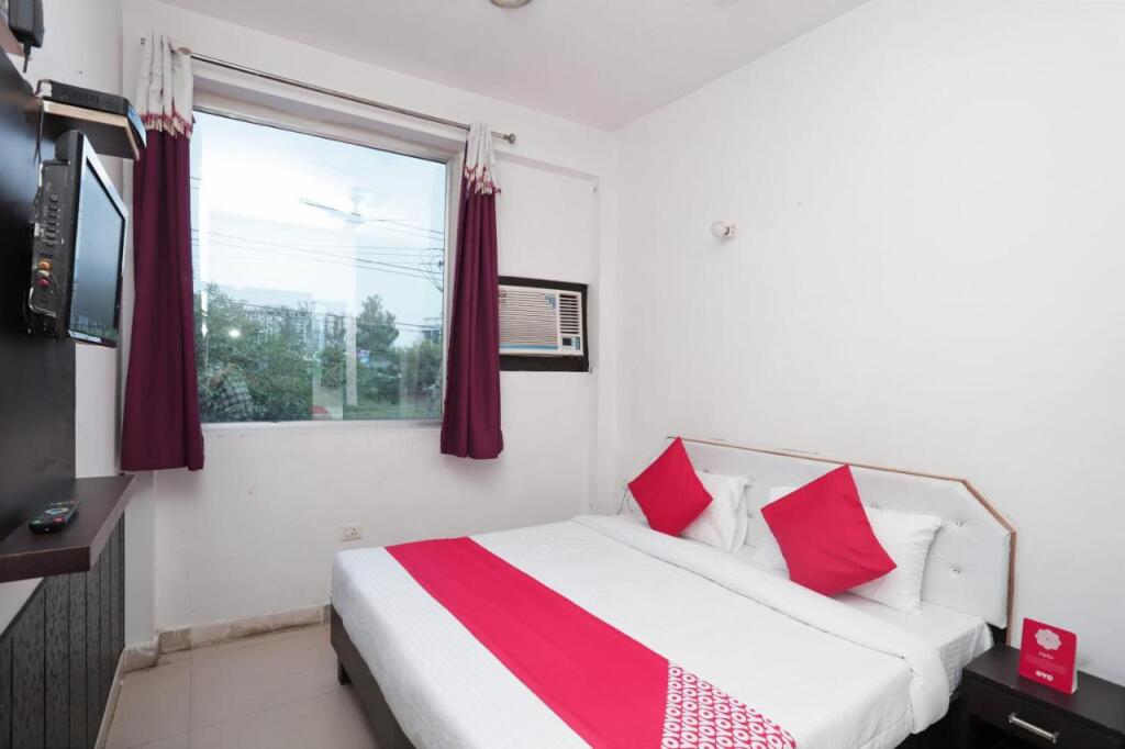 OYO Flagship 40300 Hotel Kusum Palace — фото 3