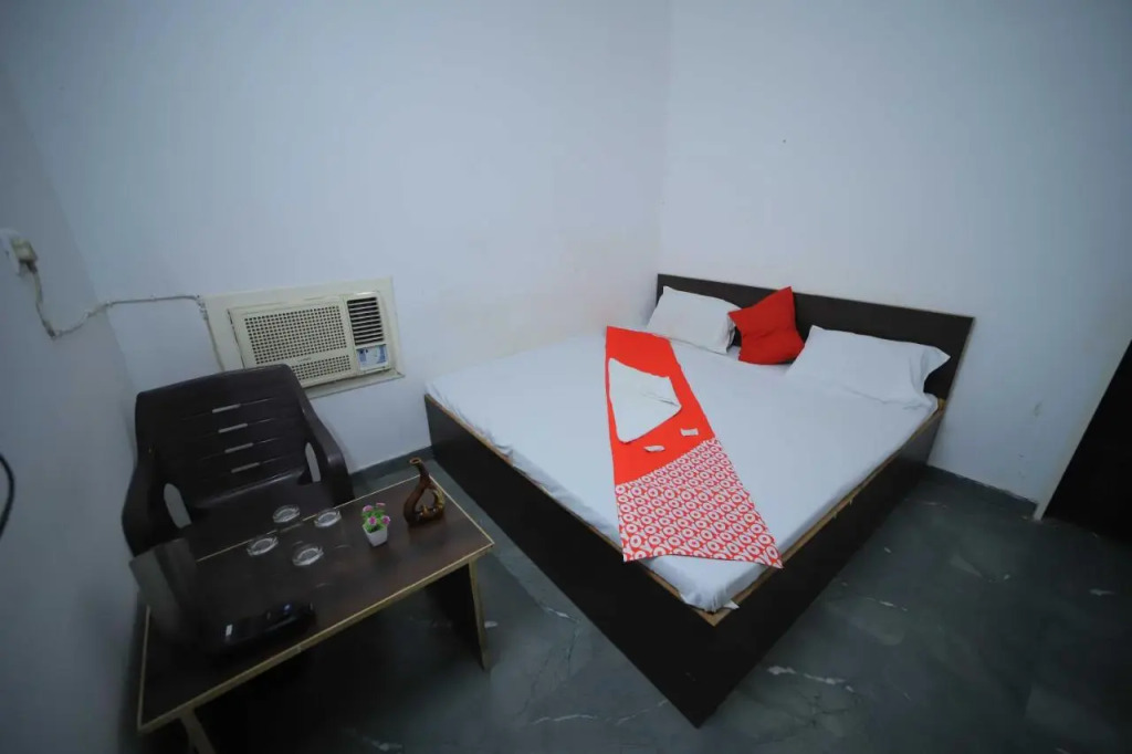 Агра: OYO 91124 Hotel A S Palece