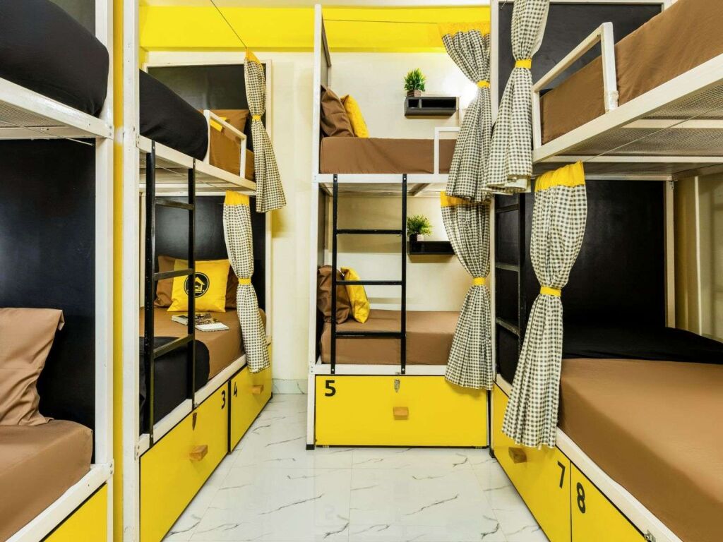 Агра: The Hosteller Agra