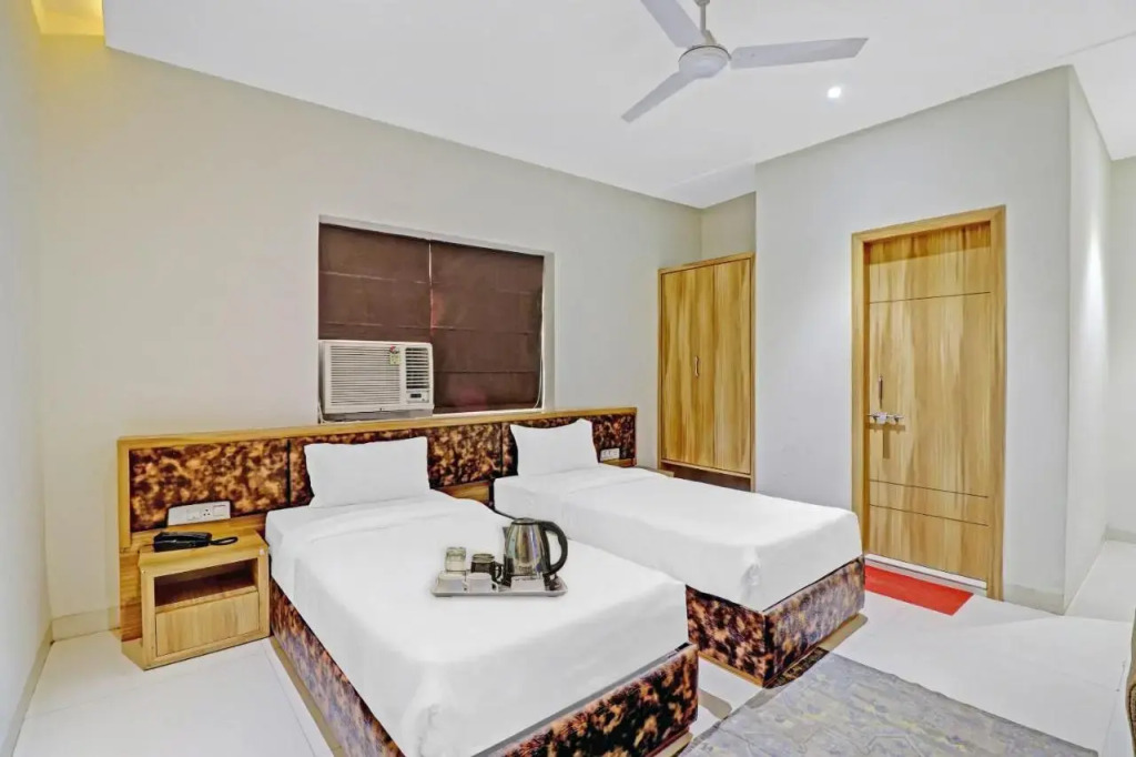 Агра: Townhouse 691 Hotel Sulit