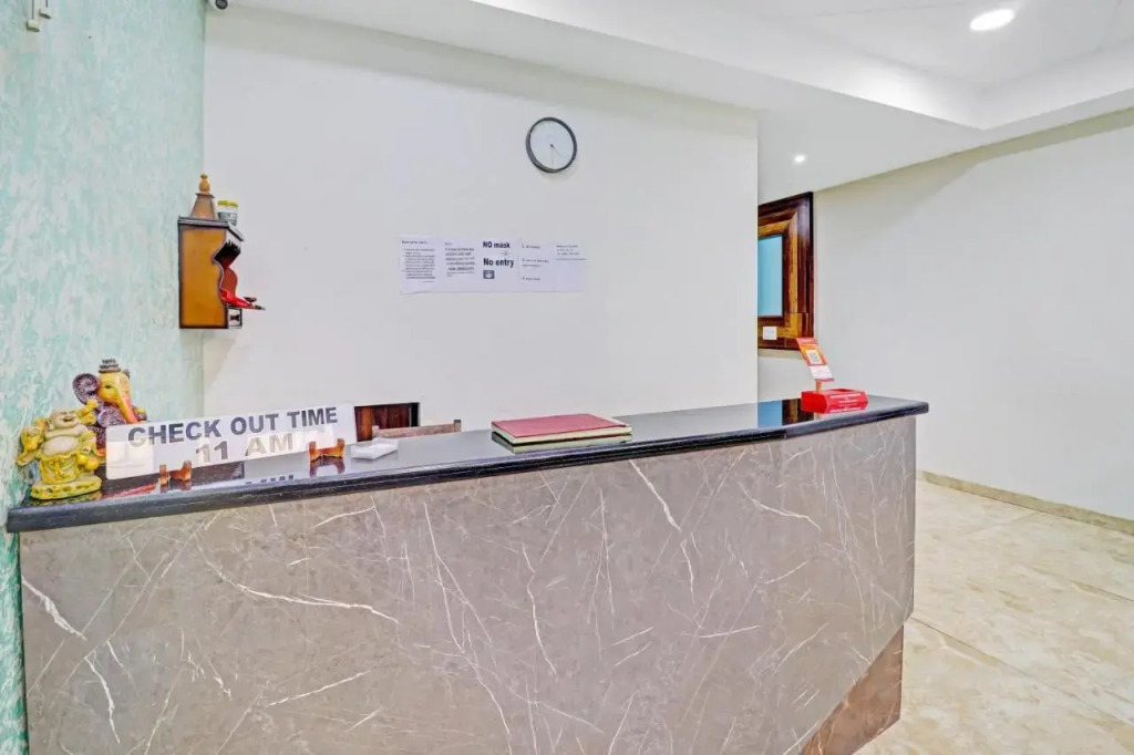 Агра: Townhouse 691 Hotel Sulit