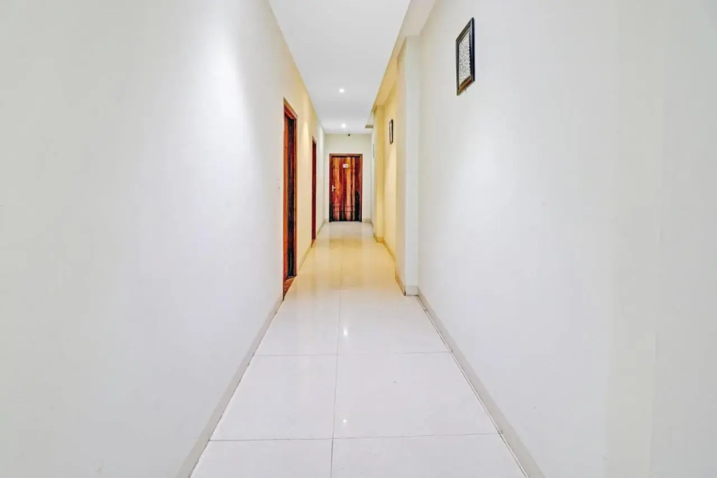 Агра: Townhouse 691 Hotel Sulit