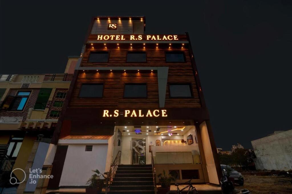 Агра: Hotel Sahibs RS Palace