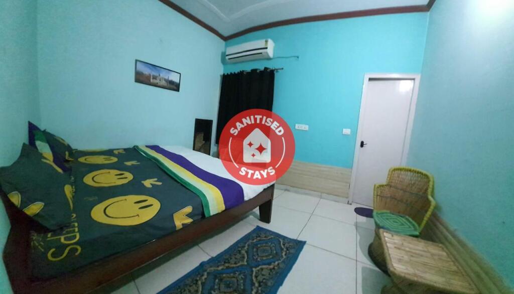 Агра: OYO 701229 Love India Hotel