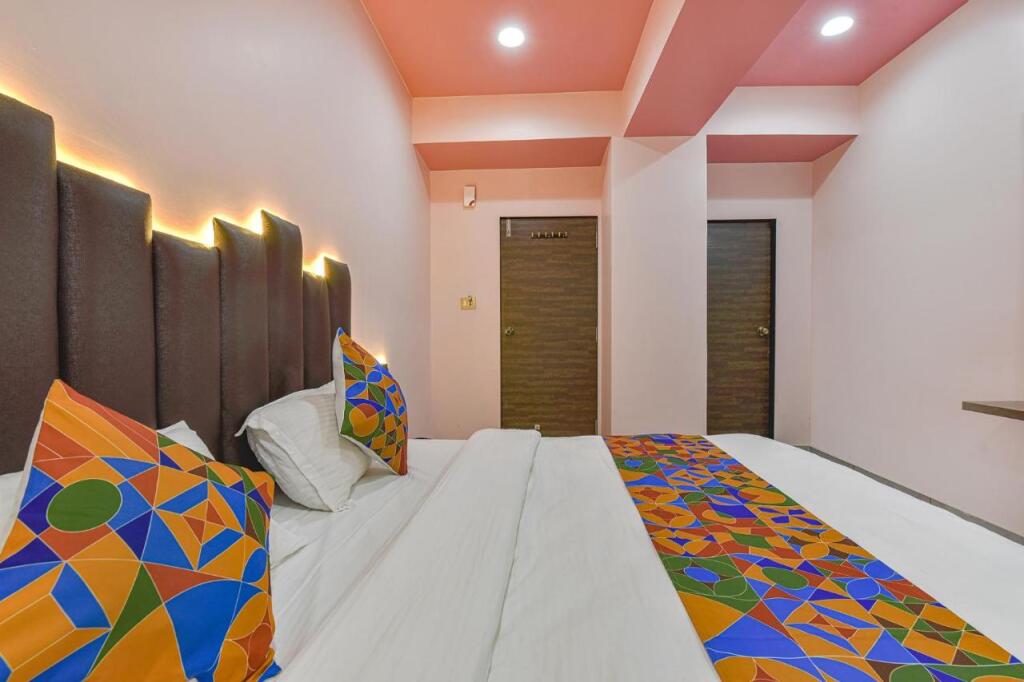 Ахмедабад: FabHotel Max Inn