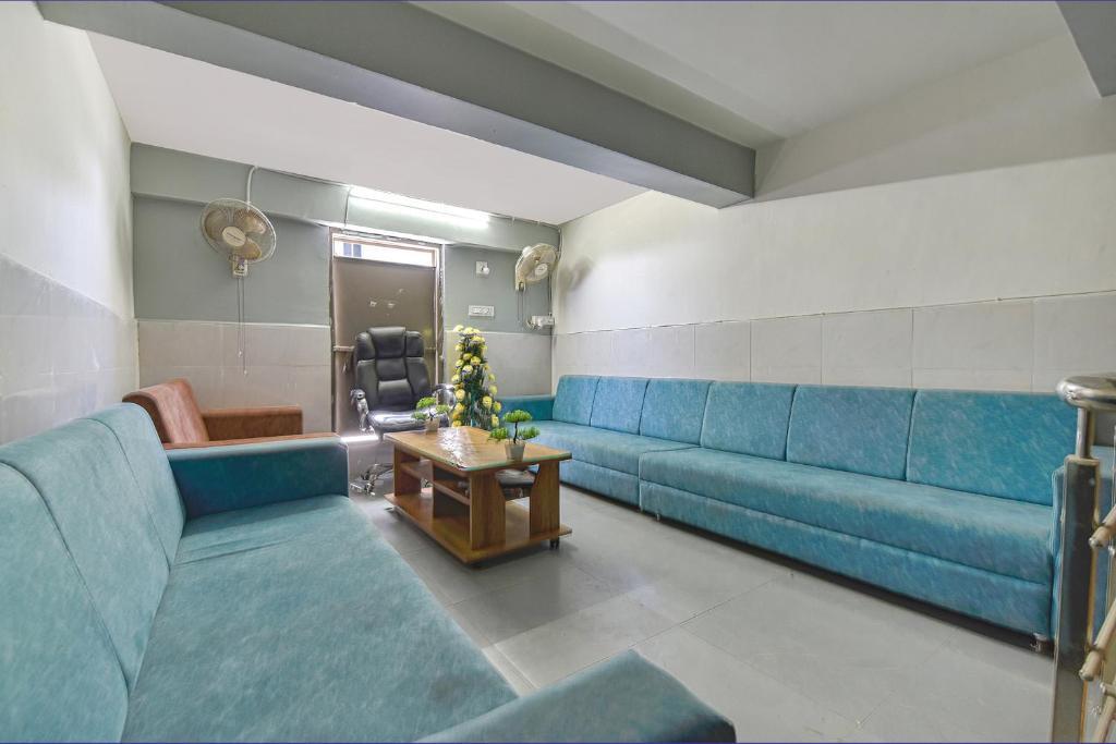 Ахмедабад: Fabhotel Dev Palace