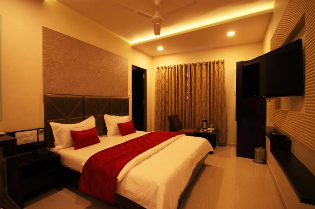 Ахмедабад: Hotel Furaat Inn LLP