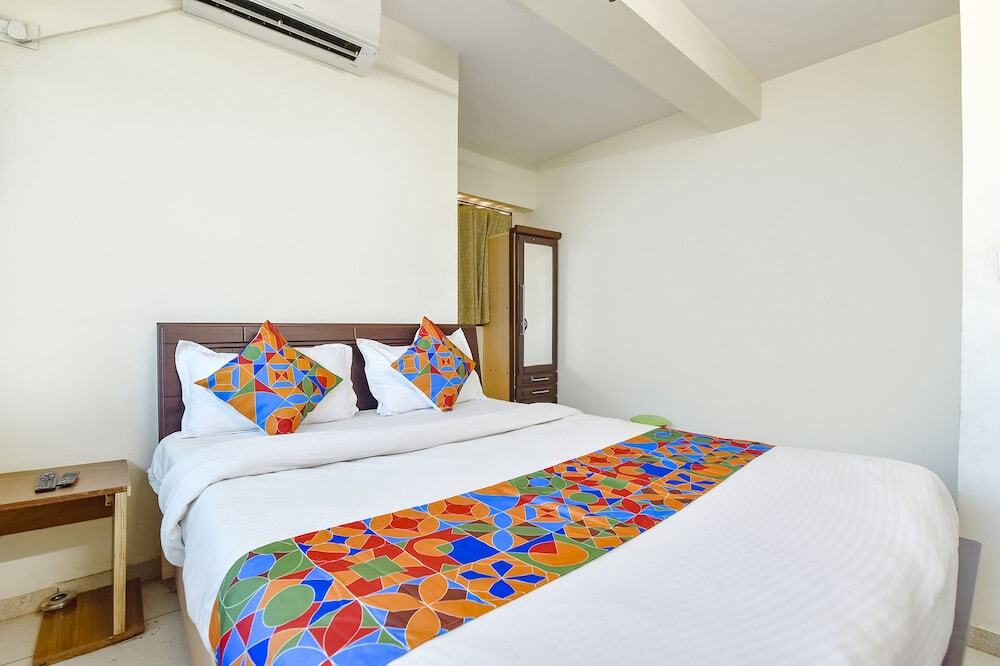 Ахмедабад: Fabhotel Vishwa