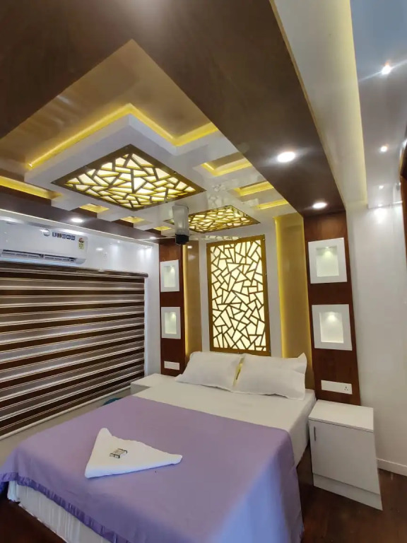 Аллеппи: Cosy Houseboat