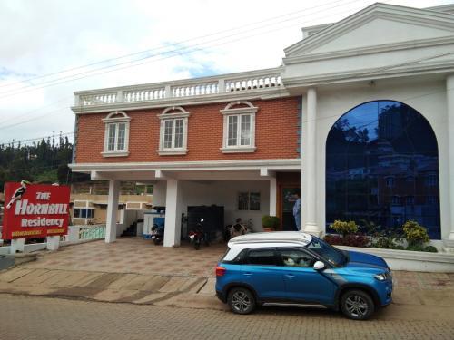 Ути: Hornbill Residency